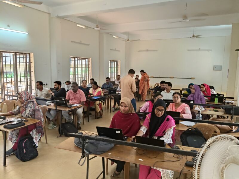 പ്രമാണം:Drcmlp tb 9 4.jpg