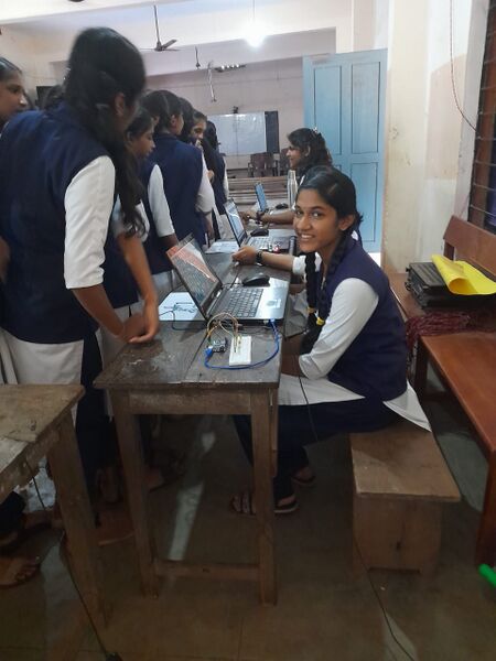 പ്രമാണം:13029 Hightech proj.jpg