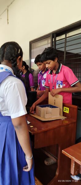 പ്രമാണം:13042 District Robotic fest AAdikrishna.jpg