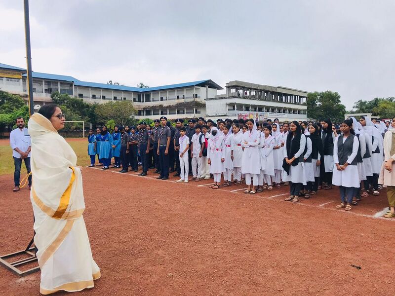 പ്രമാണം:19051 freedom4.jpg