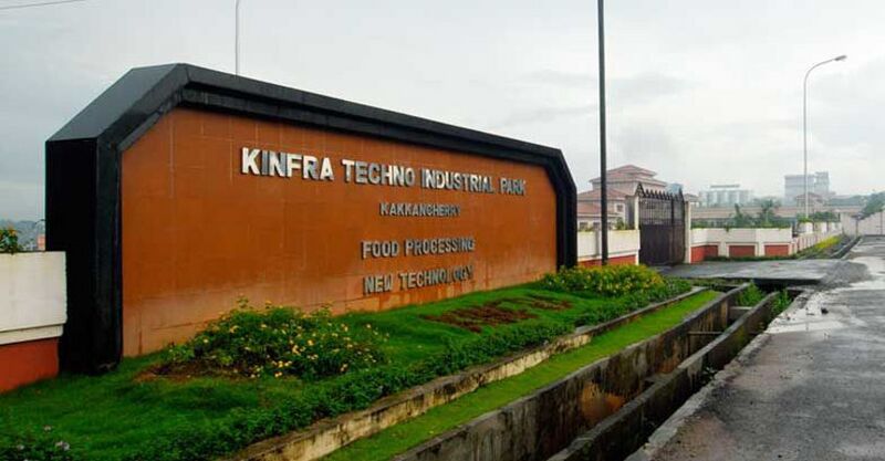 പ്രമാണം:19068 INDUSTRIAL VISIT.jpg