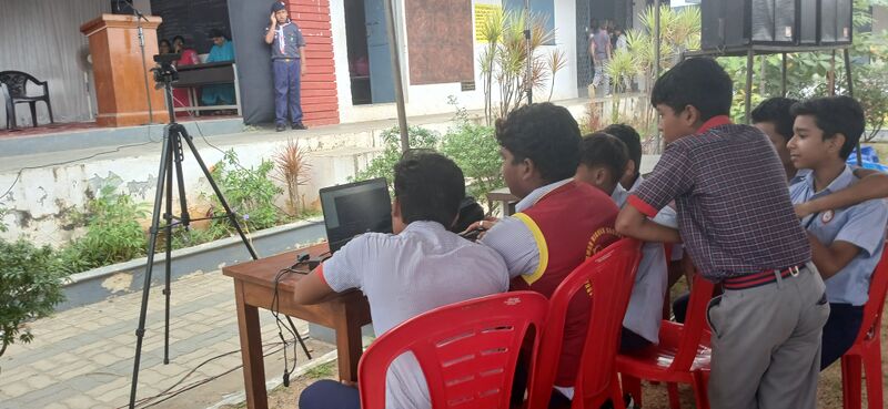 പ്രമാണം:21060 lk kalolsavam.jpg