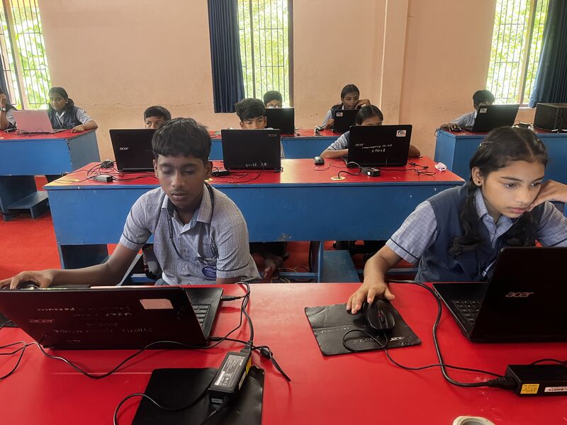 പ്രമാണം:25025 lk exam1.jpg