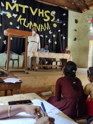 38047 Chirstmas4.jpg