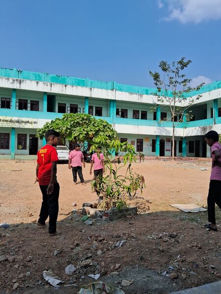 പ്രമാണം:40040 Punnala school.jpg