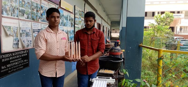 പ്രമാണം:47045-CANDLE 5.jpg