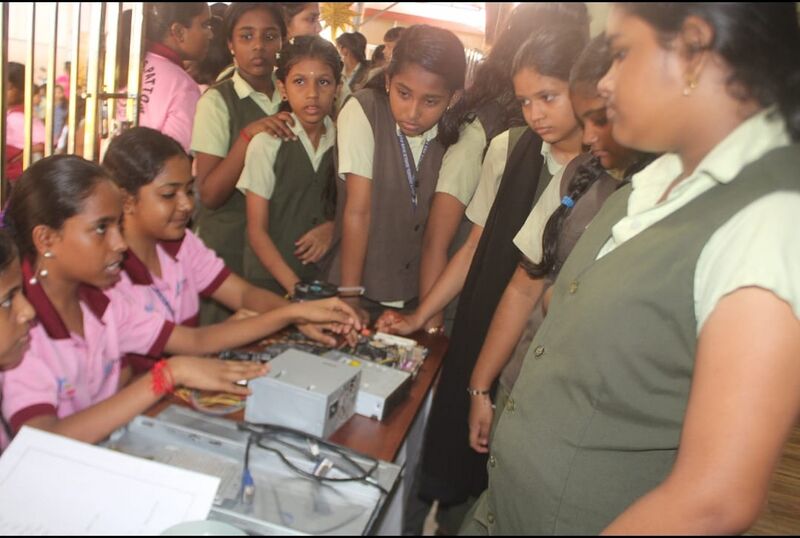 പ്രമാണം:Hardware discription.jpg