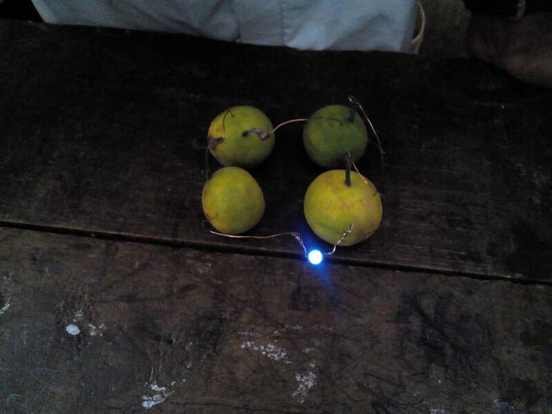 പ്രമാണം:19058-sciencefair 9.jpg