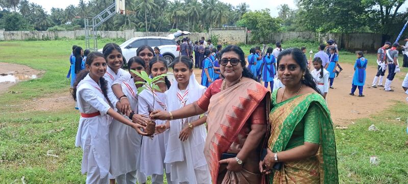 പ്രമാണം:21060 GREEN CAMPIEN.jpg