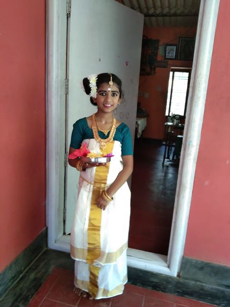 പ്രമാണം:30014 ഓണം 11.jpg