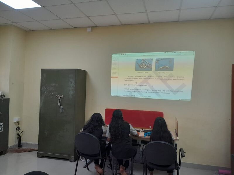 പ്രമാണം:42003 LK 1.jpeg