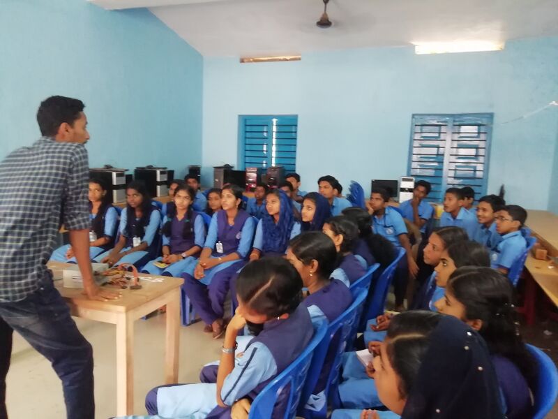 പ്രമാണം:42021 4015.jpg