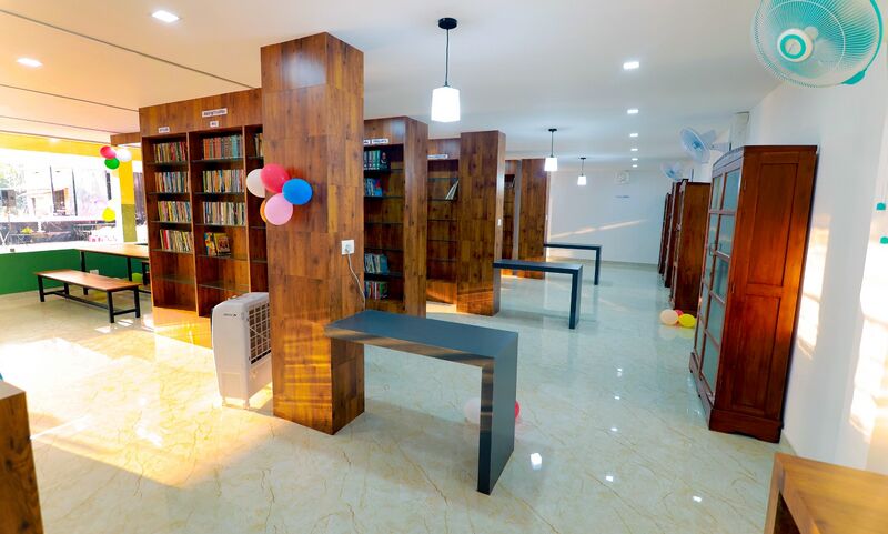 പ്രമാണം:47070 lib4.jpeg