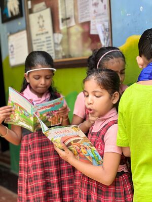 47238 reading2.jpg