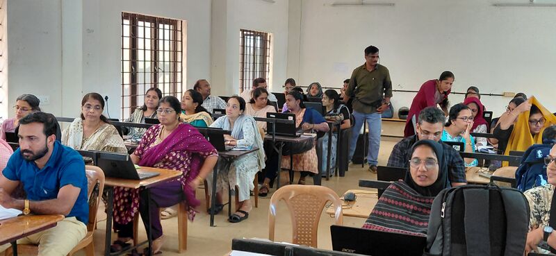 പ്രമാണം:Drcmlp training 8 67.jpg