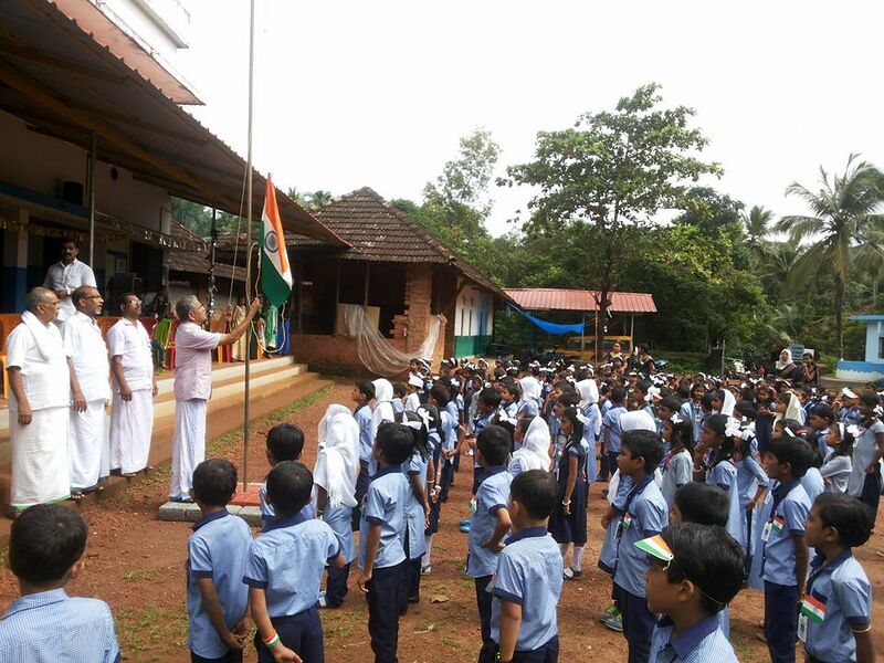 പ്രമാണം:Independence day n.jpg
