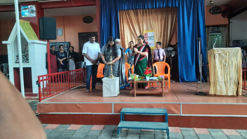 പ്രമാണം:26059 2023 Reading Day1.jpeg