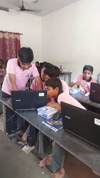 പ്രമാണം:36055 trng3.jpg