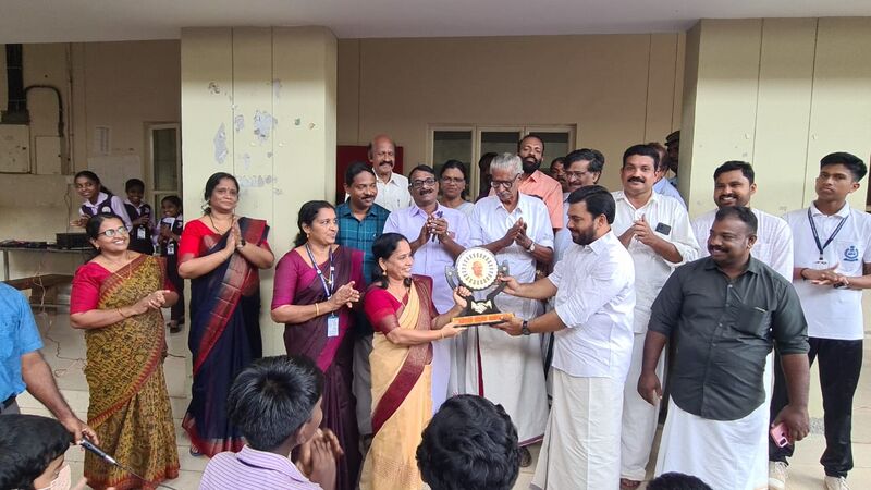 പ്രമാണം:44029 2405.jpg