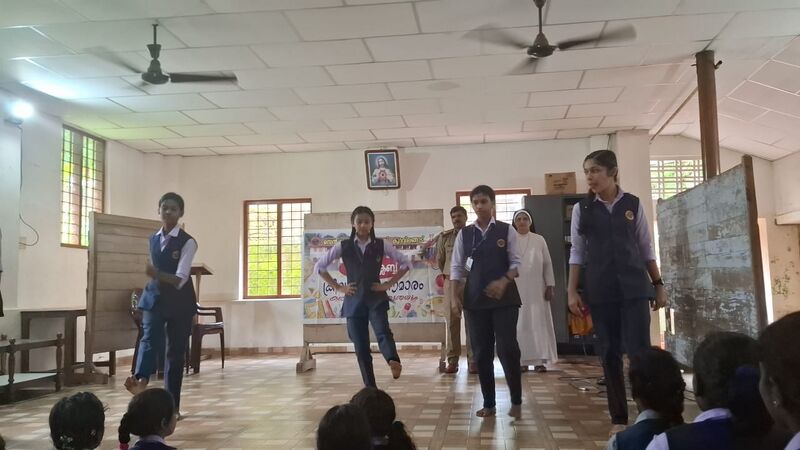 പ്രമാണം:45050.Zumba Display.jpg