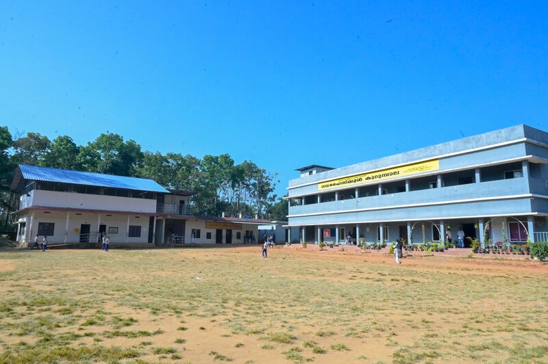 പ്രമാണം:15088 school building.jpg