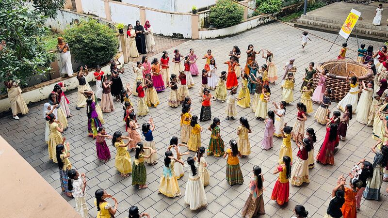 പ്രമാണം:18679 0N 25-26.jpg