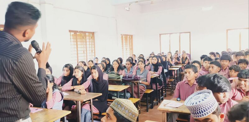 പ്രമാണം:19042 Password Class.jpg