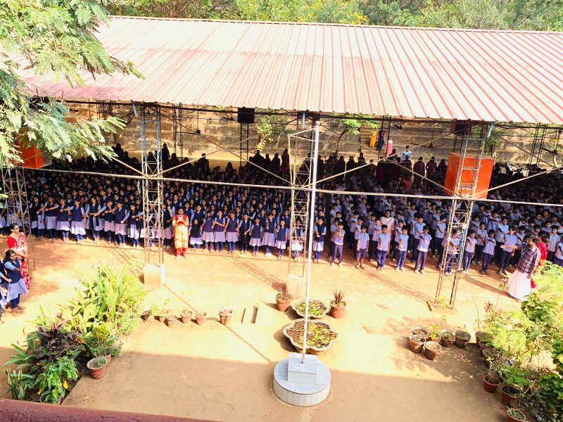 പ്രമാണം:20009-school assembly.jpeg