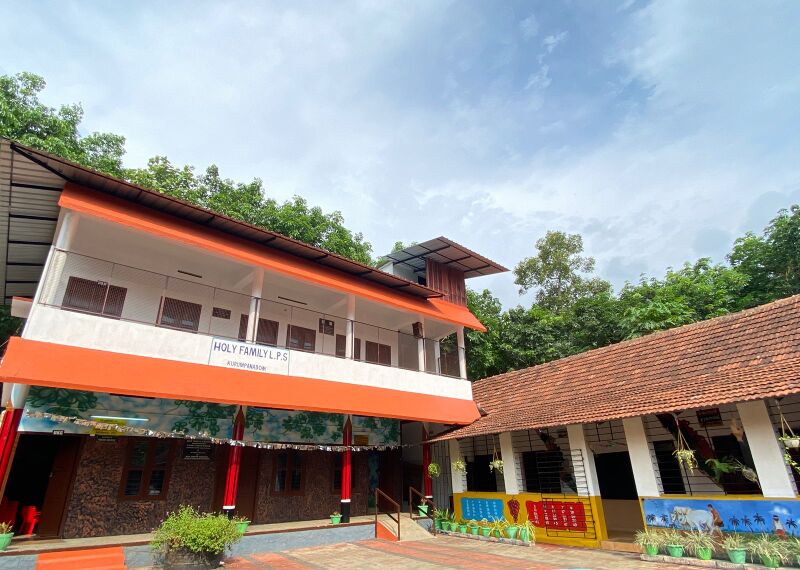 പ്രമാണം:33347-KTM-SCHOOL 3.jpg