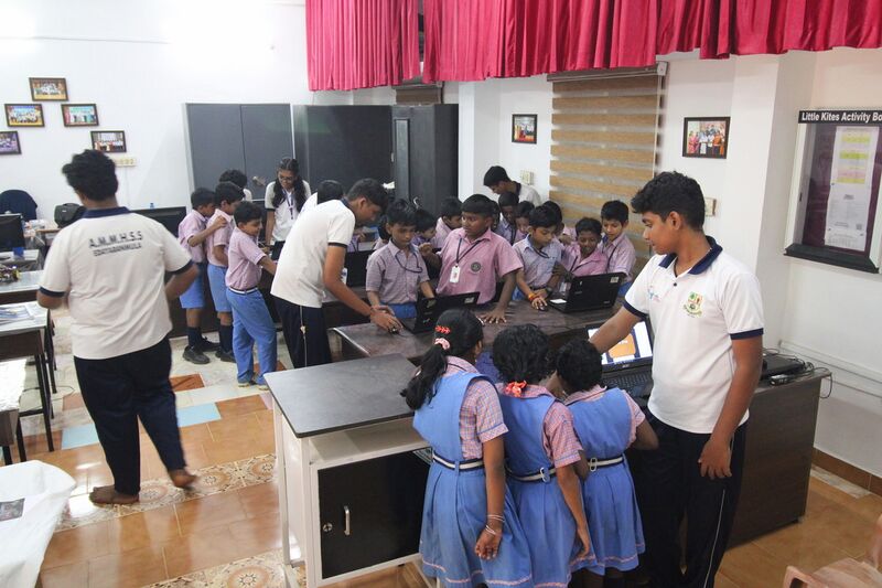 പ്രമാണം:37001-LK-Software Freedom Day 2025-9.JPG