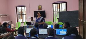 41022-hm- students.jpg