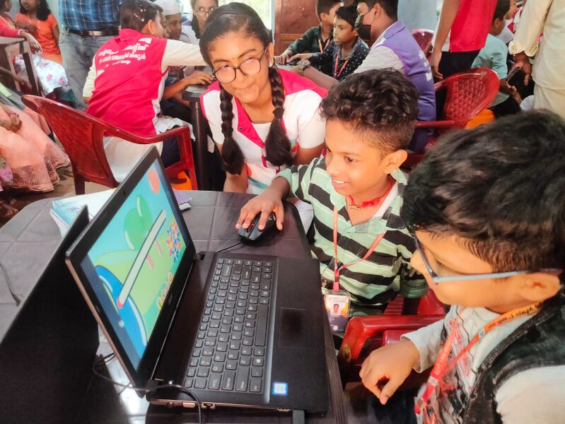 പ്രമാണം:41409 Linux tng3.jpg