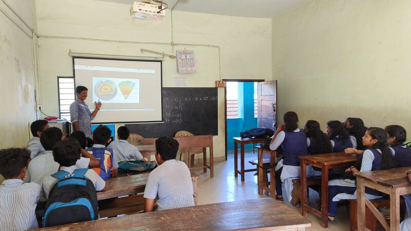 പ്രമാണം:42062 ss hitech image.jpg