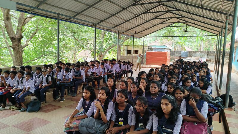 പ്രമാണം:42069 nagaroor ps.jpg