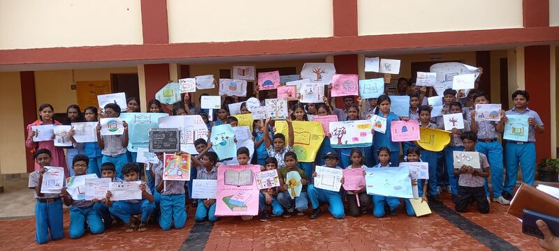 പ്രമാണം:43045 reading day.jpg