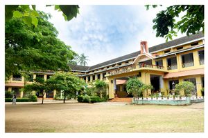 CHRIST KING C G H S PAVARATTY.jpg