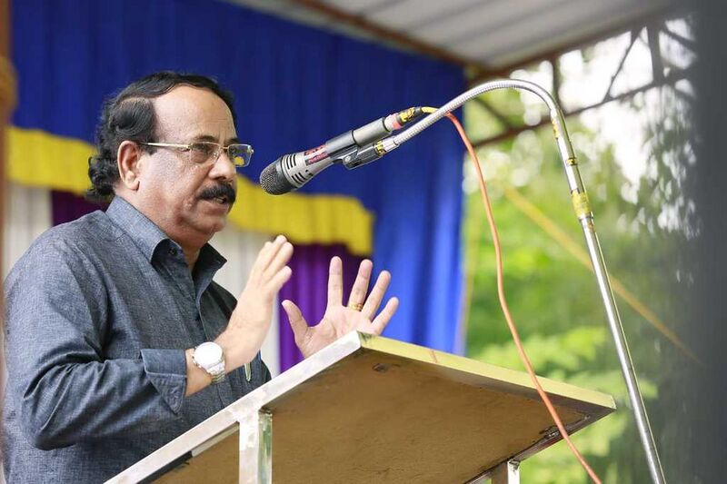 പ്രമാണം:Hitech 1.jpg