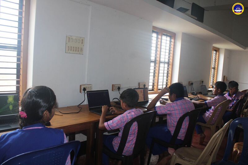 പ്രമാണം:11051 ITFAIR2024 1.jpg