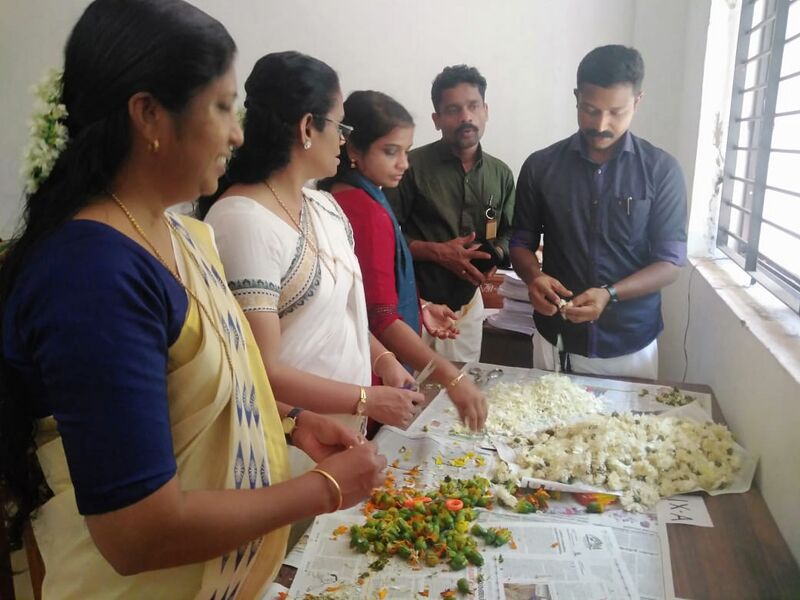 പ്രമാണം:16502 Onam.jpg