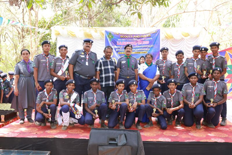 പ്രമാണം:21060 scout@kakayoor4.jpg