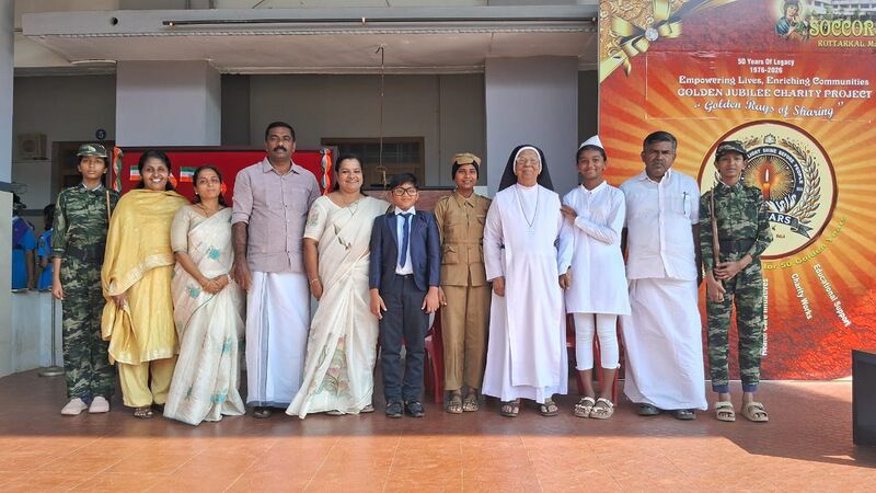 പ്രമാണം:23077 777.jpg