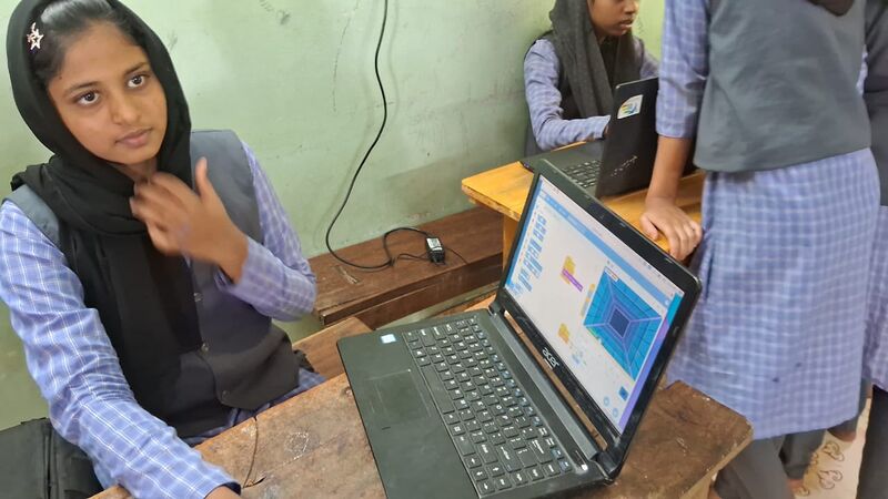 പ്രമാണം:42061 556.jpeg