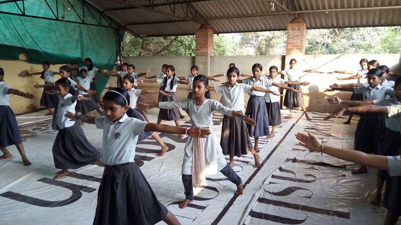 പ്രമാണം:AEROBICS CLASS.jpg