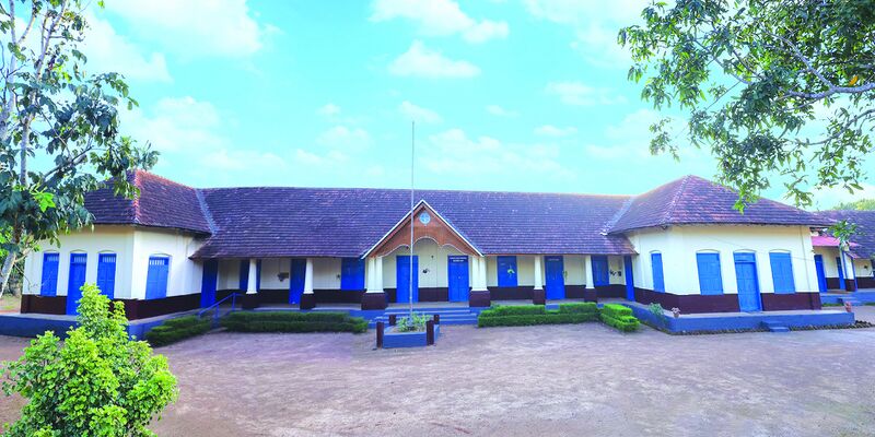 പ്രമാണം:School 2025.jpg