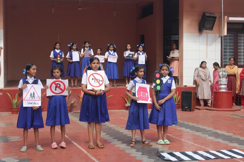 പ്രമാണം:16002 lahariawareness2025 3.JPG