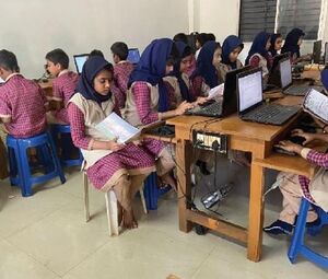 19883-computer lab.jpg