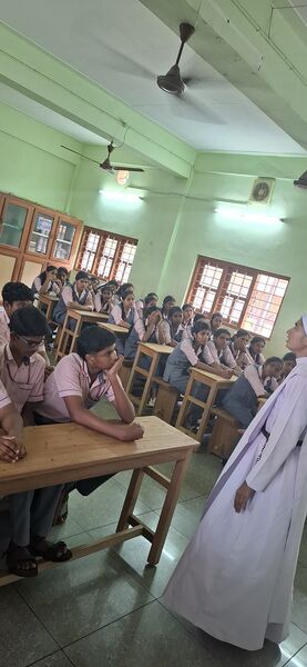 പ്രമാണം:28027 awareness class 3.jpg