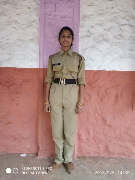 പ്രമാണം:39006 arya.jpg