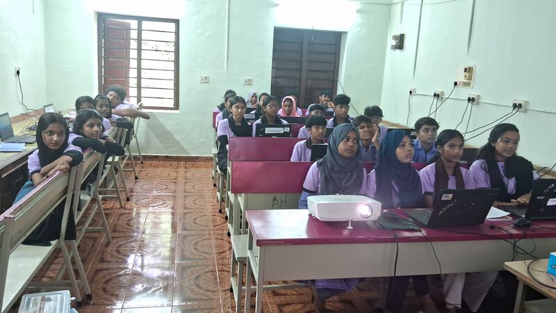 പ്രമാണം:42061 608.jpg