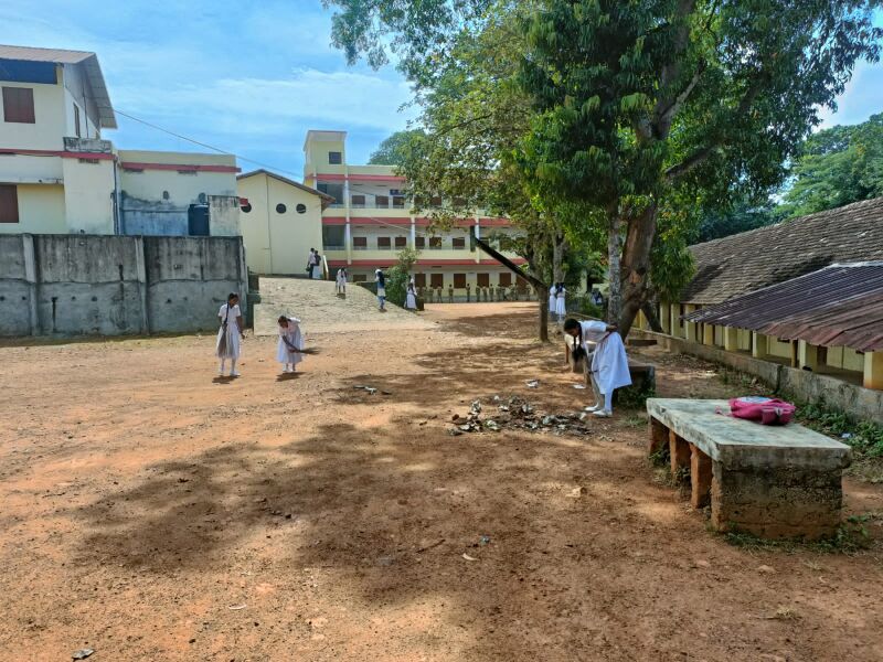 പ്രമാണം:44018GJ 17.jpg